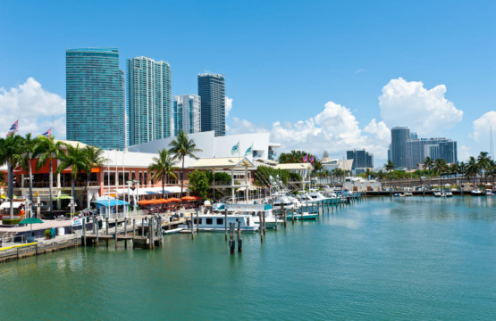 Bayside Marketplace in Miami Florida
